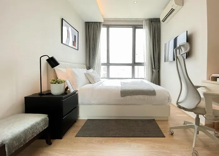 Stylish Modern 1br - Bts Phrom Phong - Ultra Fast Wifi Bangkok