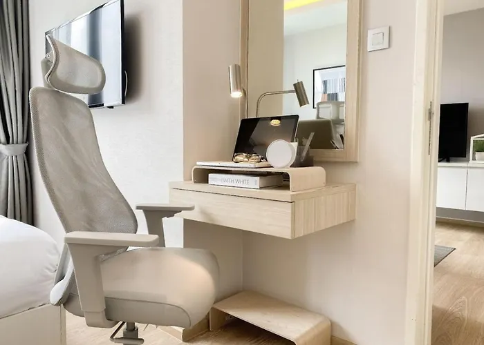 Stylish Modern 1br - Bts Phrom Phong - Ultra Fast Wifi * Bangkok