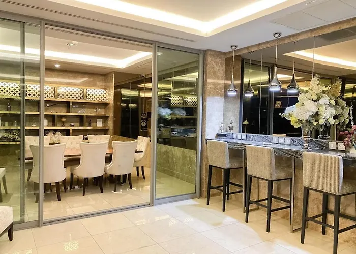 Stylish Modern 1br - Bts Phrom Phong - Ultra Fast Wifi * Bangkok
